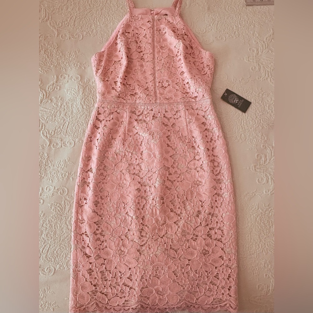 💥MoviNG sALe‼️ VINCE CAMUTO NWT Pink Lace Dress. Sz 10